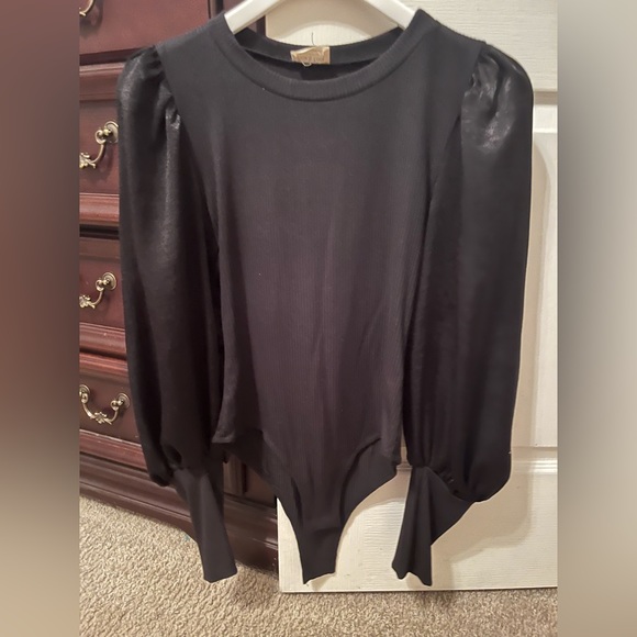 Long sleeve body suit - Picture 1 of 4